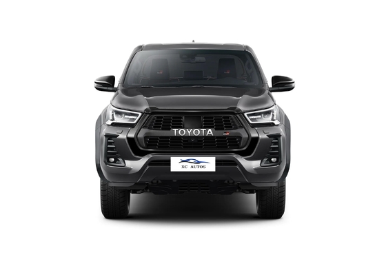 4X4 camioneta usada Toyota Hilux con suspensión trasera multi-link y faros LED