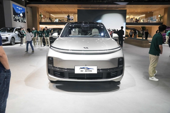 2023 Lixiang L8 Max SUV de 5 puertas y 6 asientos 210km/h Rango 1315km Kilómetro de recorrido eléctrico puro