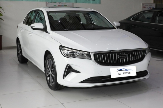 Coche compacto 2023 Gen4 Champion Edition 1.5LCVT Versión exaltada con tamaño de neumático 205/50 R17