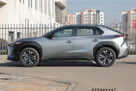 2023 Toyota Bz4X SUV de coche eléctrico de largo alcance Usado con cámara trasera y eléctrico