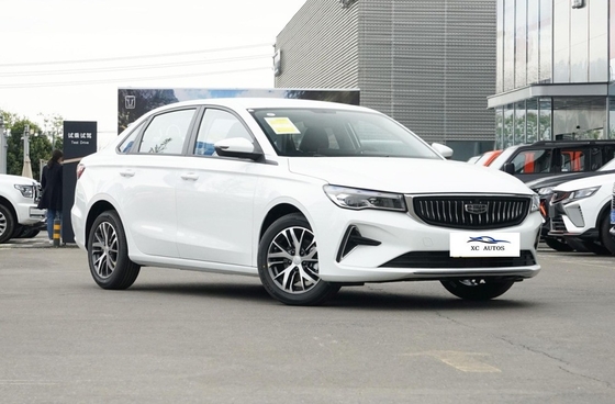 Geely Emgrand 2023 Gen4 Champion Edition 1.5LCVT Versión de lujo 4638*1820*1460 L*W*H mm