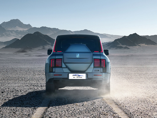 BYD Yangwang U8 Hybrid Car EV SUV Fuera de carretera Vehículo de lujo para la emoción fuera de carretera