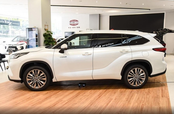 2023 Crown Kluger HEV Twin Engine 2.5L 2WD Versión Exaltada SUV de 7 asientos con Radar ABS