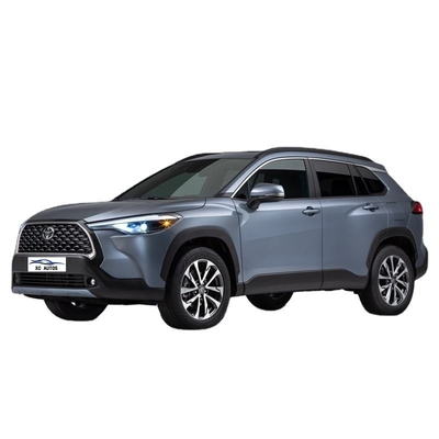 El 2023 Toyota Corolla Cross Hybrid SUV compacto con delante 4 trasero 2 radar y 4 cilindros