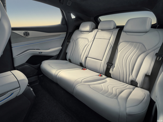 Volante multifunción Gran diversión lujo BYD Denza N7 EV SUV 4860 * 1935 * 1625mm