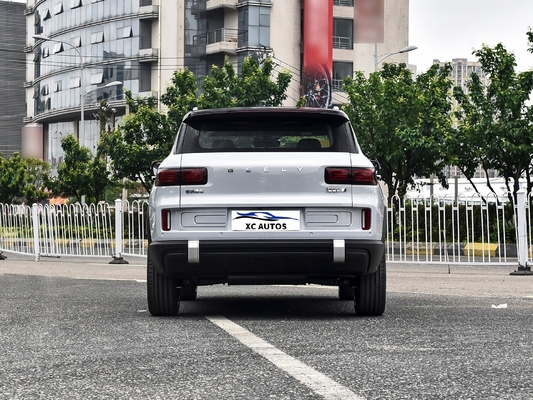 2023 GEELY ICON SUV Gas Gasolina 1.5T 181PS L4 133kW/290Nm R19 De doble aleación LHD Coche usado