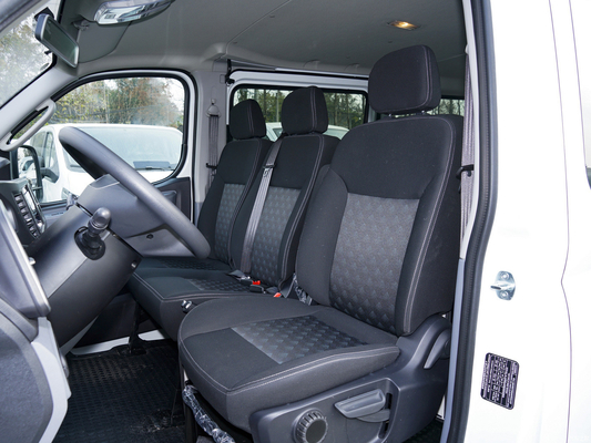 Gran valor Maxus V80 camioneta de gasolina con faro LED y 108 kW de potencia del motor