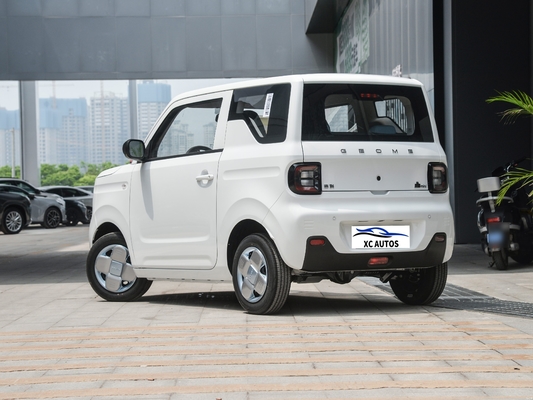 Geely Panda Mini EV Car 4 asientos con suspensión trasera doble Wish Bone 200Km alcance