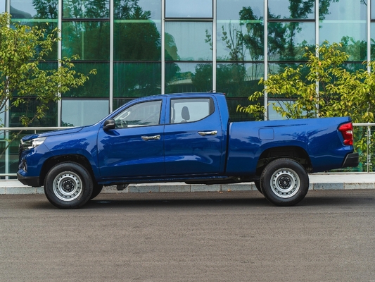 Changan F70 Blue Whale versión 4 puertas 5 asientos 2 filas gasolina 92 pickup de tamaño mediano combustible