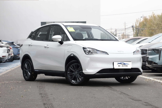 Pure eléctrico Neta V 5 asientos coche con 400Km de larga resistencia y delantero 4 trasero 4 radar