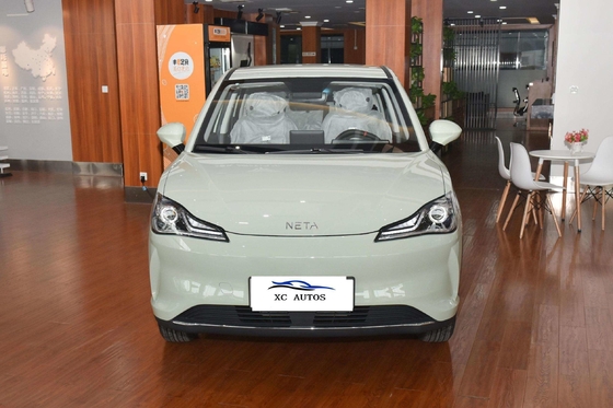 Pure eléctrico Neta V 5 asientos coche con 400Km de larga resistencia y delantero 4 trasero 4 radar