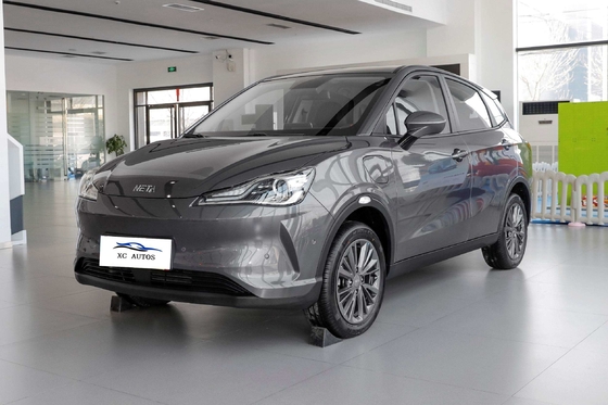 Pure eléctrico Neta V 5 asientos coche con 400Km de larga resistencia y delantero 4 trasero 4 radar