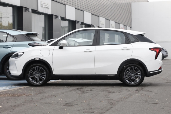 Pure eléctrico Neta V 5 asientos coche con 400Km de larga resistencia y delantero 4 trasero 4 radar