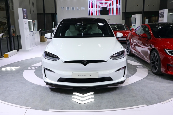 Tesla Model X coche eléctrico usado con 150-200PS potencia máxima y delantero 4 trasero 4 radar