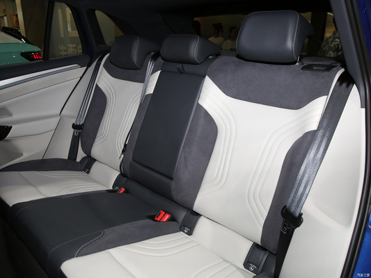 Pantalla táctil y ESC La combinación perfecta para el VW ID4 Crozz EV SUV Fuera de carretera