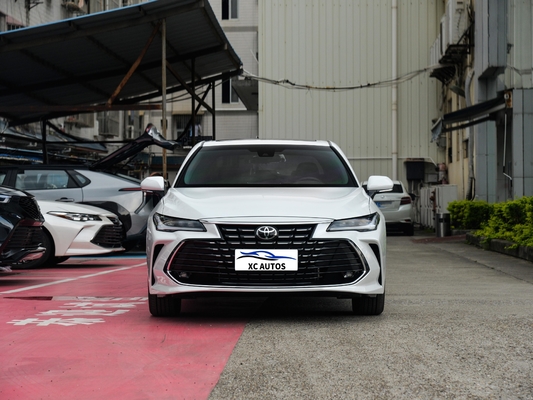 Coche de lujo Toyota Avalon con 6 bolsas de aire y bajo kilometraje 1-25000 millas en perfecto estado