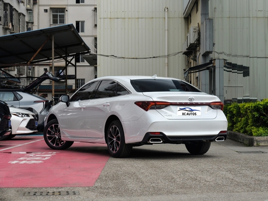 Coche de lujo Toyota Avalon con 6 bolsas de aire y bajo kilometraje 1-25000 millas en perfecto estado