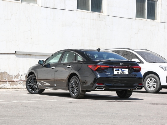 Encuentra el perfecto Toyota Avalon 2024 2.5L E-CVT Versión de lujo Coches usados a grandes precios