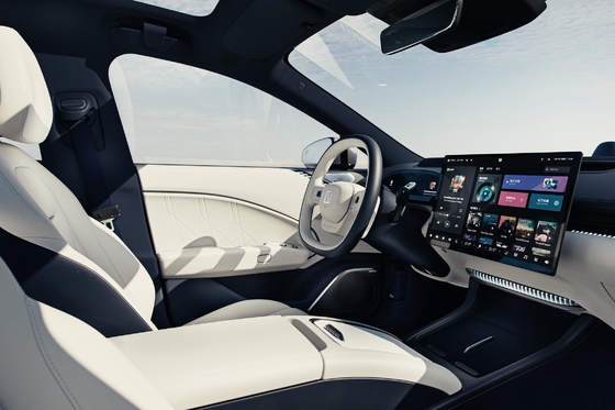 Vehículo eléctrico de 75 KWH Zeekr 007 RWD Vehículo eléctrico de alta velocidad con radar delantero 4 trasero 4