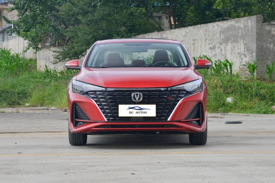 Frente 4 Atrás 4 Radar Changan Eado EV460 UAED Coche compacto NEDC de nivel Saden