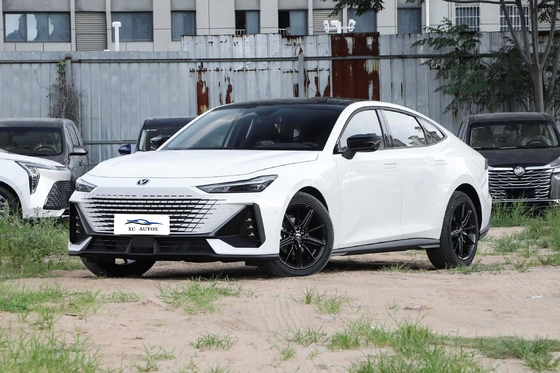 Changan UNI V iDD 1.5t híbrido La combinación perfecta de eficiencia y rendimiento