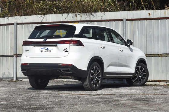 2024 Changan Oshan X7 Plus 1.5t 5 puertas 5 asientos SUV Dirección izquierda Auto usado con 8 meses