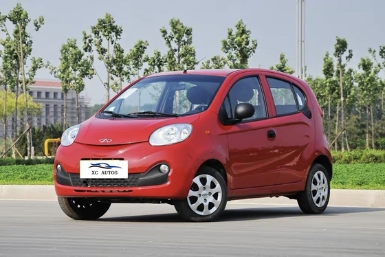 Chery QQ 2023 Coche eléctrico de la ciudad con asiento del conductor ajustable diseño de 5 puertas y 5 asientos