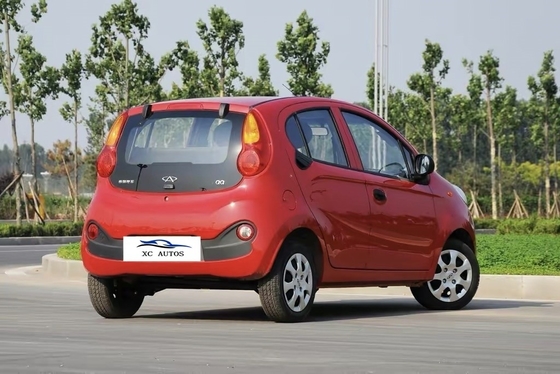 Chery QQ 2023 Coche eléctrico de la ciudad con asiento del conductor ajustable diseño de 5 puertas y 5 asientos