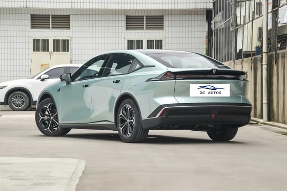 Changan SL03 EV Coches 5 Puertas 5 Asientos Hatchback Energía Eléctrica China Deepal Automóvil