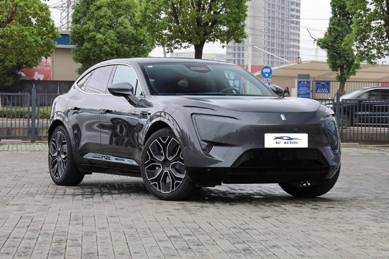Coche eléctrico Changan Avatr 11 con batería de litio ternario de alta velocidad y larga vida útil