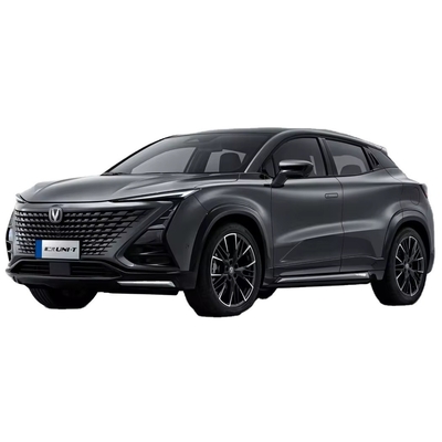 Unidad de Changan 1.5t Crossover de gasolina L*W*H mm 4535*1870*1565 Potencia máxima 150-200PS