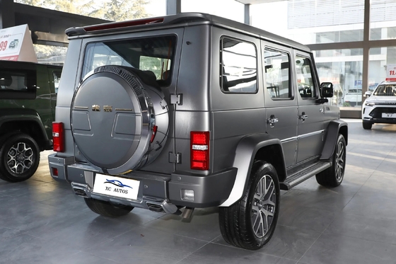 SUV de tamaño medio-grande 2022 2.3t Beijing Automotive Bj80 4WD Coche de gasolina de 5 puertas 5 asientos