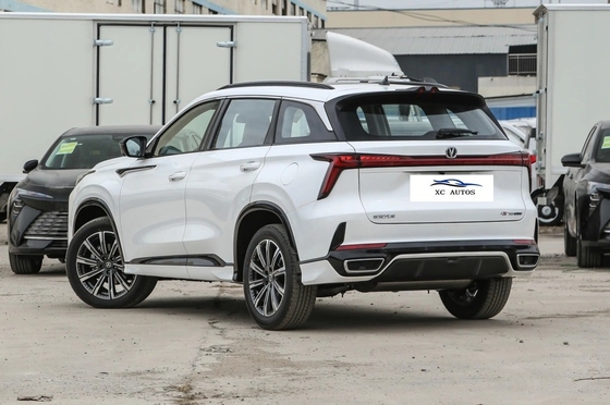 SUV 2024 3ra generación Campeón Editar 2.0T Automático con motor de conducción inteligente Ver. 2.0T 233hp L4 CHANGAN CS75 PLUS gasolina