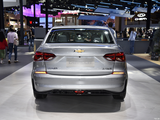 Gran Valor Chevrolet Monza 1.5L gasolina gasolina sedán de 5 puertas 5 asientos de cuero