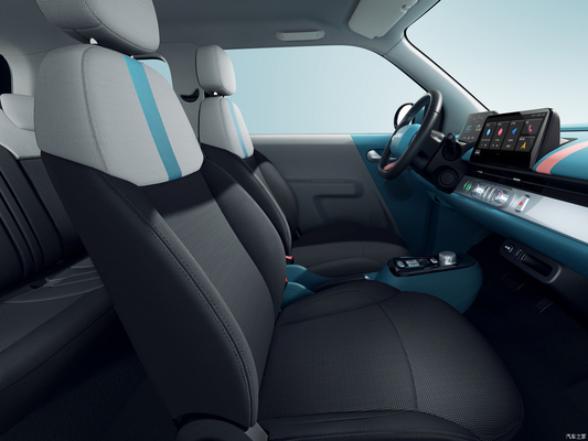 Changan Lumin Hatchback Eléctrico Coche EV Limousine con delante 4 trasero 4 Radar a gran valor