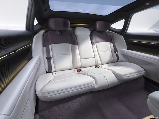 AVATR 12 Sedan EV de largo alcance Ajuste del asiento del conductor eléctrico 1-25000 millas