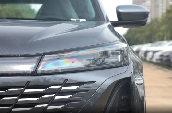 Chongqing CHANGAN CS75 PLUS SUV compacto de gasolina 2023 3ra generación Automático Deluxe Ver. 1.5T 188hp L4 faro LED