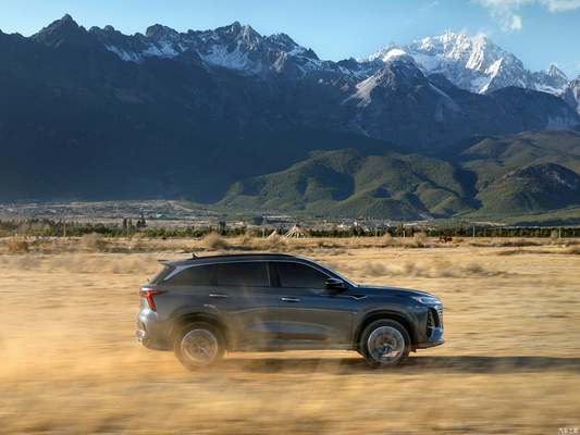Chang'an Cs75 Plus Suv de gasolina con volante a mano izquierda 150-200PS asientos de cuero de máxima potencia