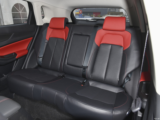 Ajuste eléctrico del asiento del copiloto Gran valor Chang'an CS55 SUV de gasolina Mano izquierda