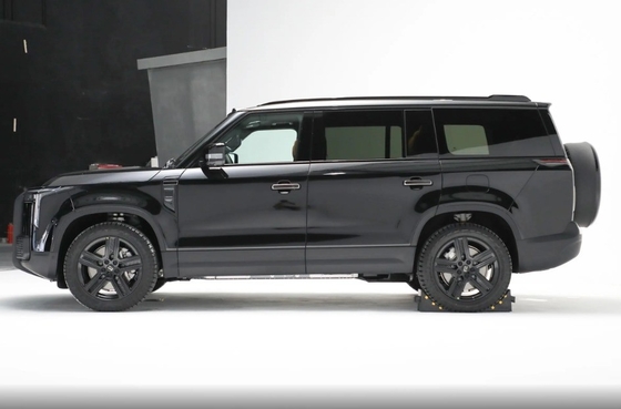 SUV de tamaño mediano con motor dual 4WD Vehículo eléctrico 4 cilindros y caja de cambios de velocidad única