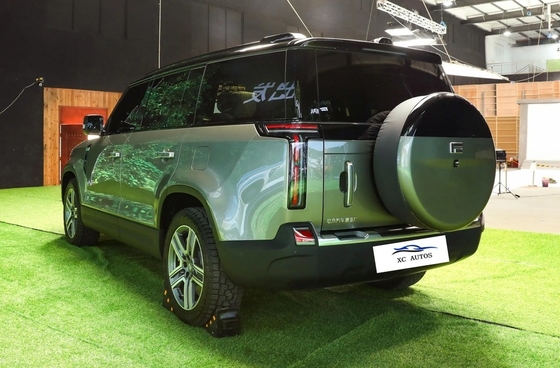 Experimenta el futuro de la conducción con el ROX 01 REEV 2023 AWD SUV de tamaño medio de 6 plazas