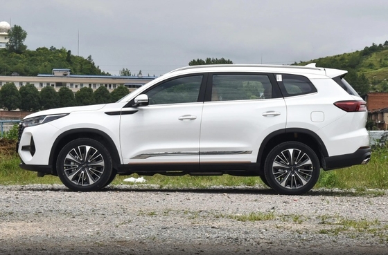 Asientos de cuero Euro IV Estándar de emisiones TIGGO 8 SUV de tamaño medio 2024 Champion 390T 4WD Peak 7 asientos
