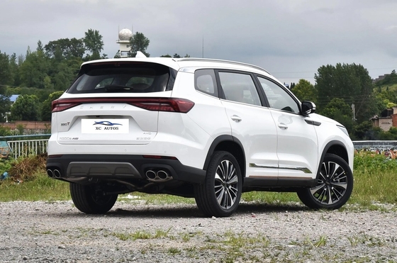 Asientos de cuero Euro IV Estándar de emisiones TIGGO 8 SUV de tamaño medio 2024 Champion 390T 4WD Peak 7 asientos