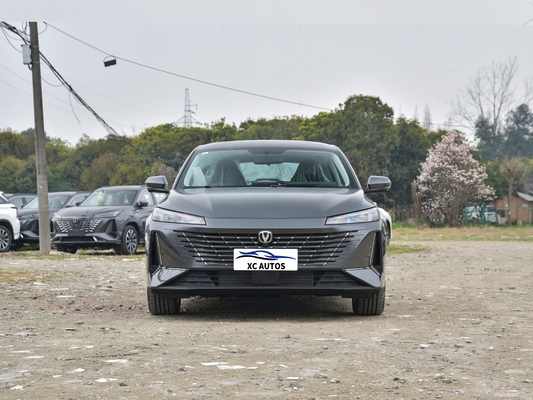 Changan Eado 2024 1.5T GDI DCT disfrutar de la edición de la luz de torsión suspensión no independiente