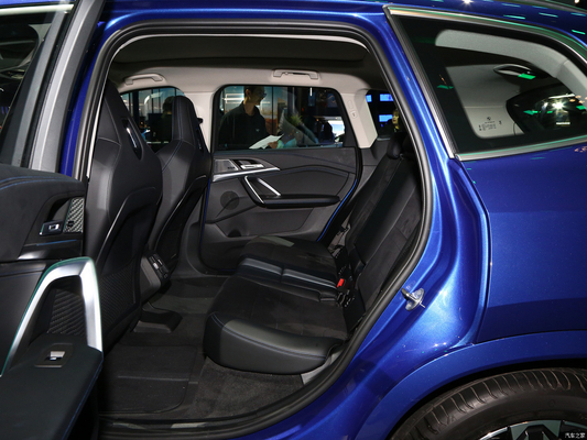 Sistema eléctrico de dirección y suspensión delantera Macpherson IX1 EV SUV compacto Deportivo