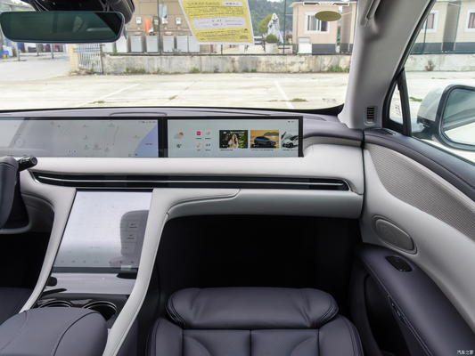 Ajuste eléctrico del asiento del conductor ZHIJI LUXEED S7 Pro SUV energético Vehículos eléctricos puros