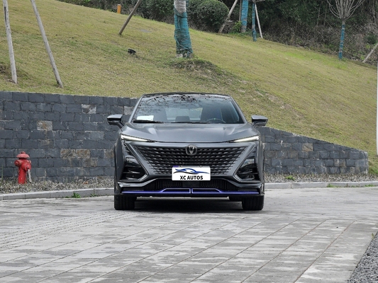 Changan Uni-T 1.5T 2.0T 188HP 138KW 300NM SUV compacto de gas / gasolina con techo solar panorámico