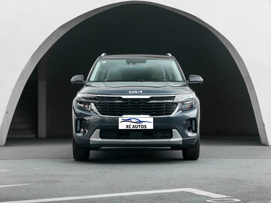 2023 Kia Seltos Coches usados de gasolina Coches con techo solar y estándar de emisiones Euro VI