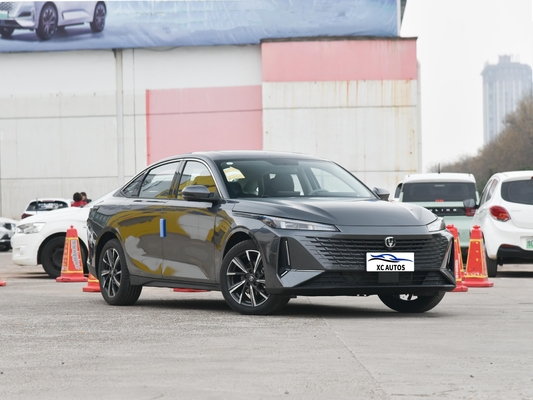 Changan Yida 2023 1.5T GDI Navegación automática Compacto de 4 puertas y 5 asientos
