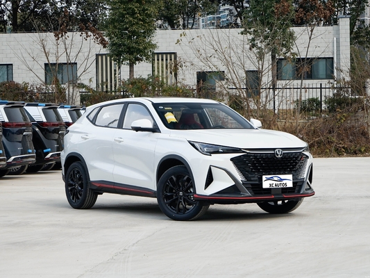 Volante izquierdo Changan X5 PLUS Scooter de movilidad 5 puertas 5 asientos SUV en cuerpo integral